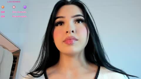 Snapshot of coraline__clark chatting on February 26, 2025, 11:41 am online show from February 26, 2025, 11:41 am