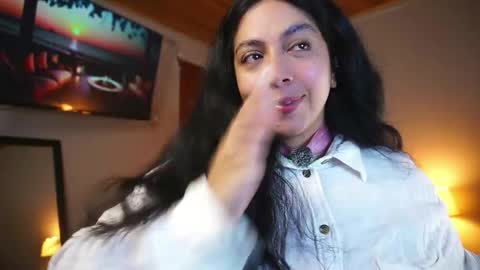 Snapshot of coraline_latin chatting on April 25, 2026, 1:41 pm Coraline online show from April 25, 2026, 1:41 pm