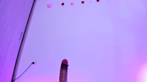 Coralinekam1 online show from February 8, 2025, 4:57 pm