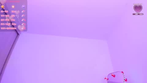 Coralinekam1 online show from February 18, 2025, 4:05 pm