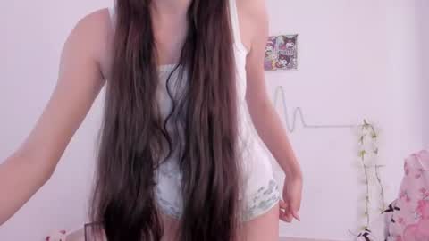 Snapshot of coralinexxx07 chatting on July 21, 2026, 4:31 pm Coraline uwu Bienvenidos al dulce mundo de Coraline Hola amores soy Coraline Una chica tierna juguetona online show from July 21, 2026, 4:31 pm