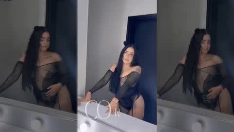 Snapshot of coralkihot chatting on November 10, 2025, 10:47 am C O R A L C A L I O P E online show from November 10, 2025, 10:47 am