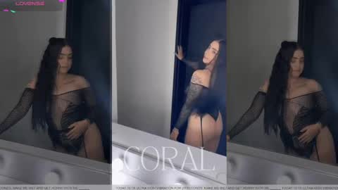 Snapshot of coralkihot chatting on November 13, 2025, 9:41 am C O R A L C A L I O P E online show from November 13, 2025, 9:41 am