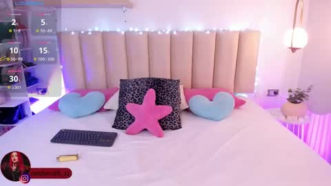 Coral Smith online show from February 19, 2025, 7:38 pm