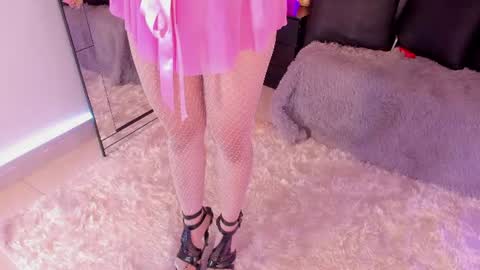 Snapshot of coralsmith11 chatting on July 23, 2026, 7:56 pm Coral Smith online show from July 23, 2026, 7:56 pm