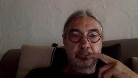 Snapshot of coreander chatting on September 21, 2025, 2:08 pm coreander online show from September 21, 2025, 2:08 pm