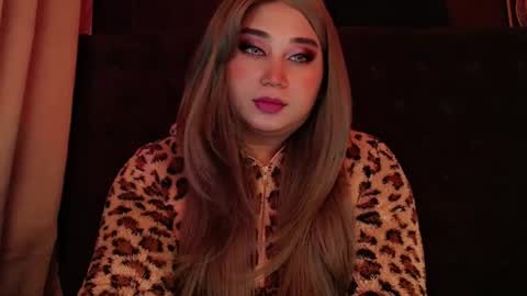 corefinder_xx online show from November 16, 2025, 2:55 pm