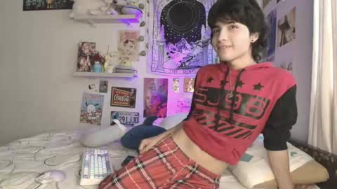 Snapshot of corey_moon chatting on February 9, 2026, 3:16 pm Corey Glenn online show from February 9, 2026, 3:16 pm
