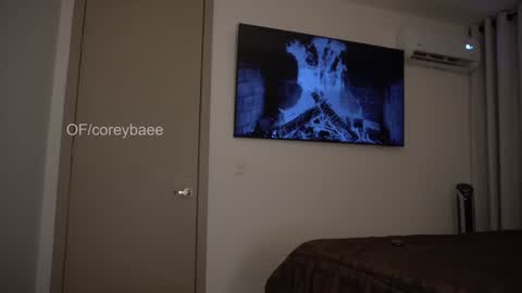 Snapshot of coreybae chatting on December 3, 2024, 6:26 am coreybae online show from December 3, 2024, 6:26 am