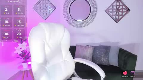 Corina White online show from November 27, 2025, 11:34 am