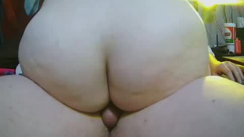 Snapshot of corynkayla23 chatting on October 31, 2025, 6:47 am corynkayla23 online show from October 31, 2025, 6:47 am