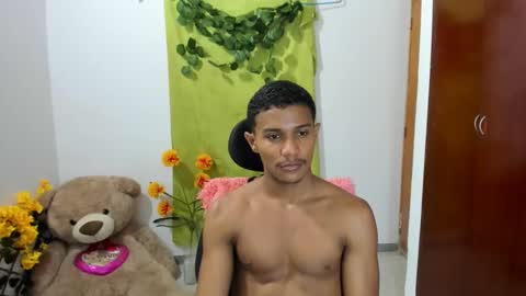 Ethan  online show from January 25, 2025, 11:43 pm