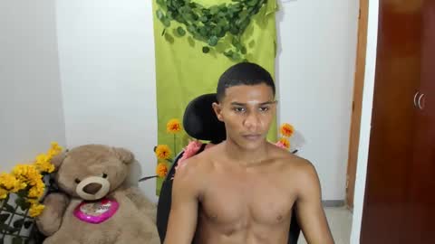 Ethan  online show from February 26, 2025, 11:48 pm