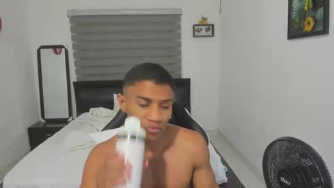 Ethan  online show from November 9, 2025, 10:41 pm