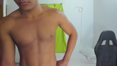 Snapshot of corzoethan chatting on May 23, 2026, 4:55 pm Ethan online show from May 23, 2026, 4:55 pm