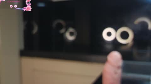 Lili online show from December 12, 2024, 10:31 pm