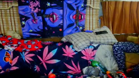 Alaskawildcouple online show from October 3, 2025, 9:28 am