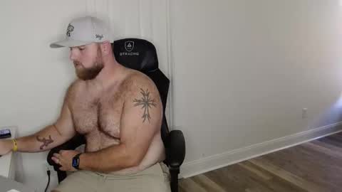 Snapshot of countrystrong53 chatting on October 29, 2025, 1:35 pm countrystrong35 online show from October 29, 2025, 1:35 pm