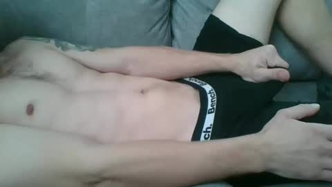 Kylenaughtybi89 online show from January 7, 2025, 3:44 pm