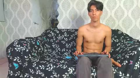 Ricardo  Isabella online show from November 27, 2025, 1:40 am