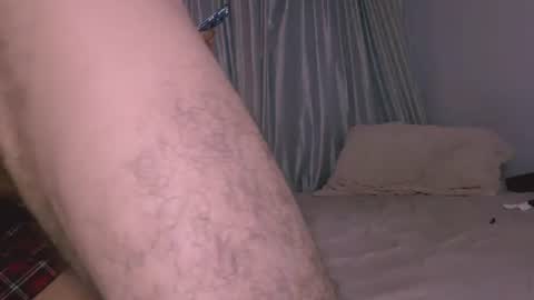 Snapshot of couple_sexxo chatting on June 18, 2026, 5:19 am Couple sexxo online show from June 18, 2026, 5:19 am