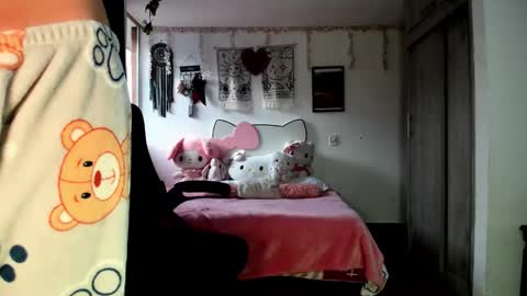 Snapshot of couple_sexxy7 chatting on April 7, 2026, 10:09 pm MIA LIZ AND SAM online show from April 7, 2026, 10:09 pm