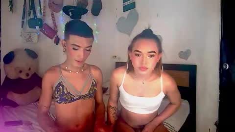 ALEXA  KIM online show from November 20, 2025, 6:07 pm