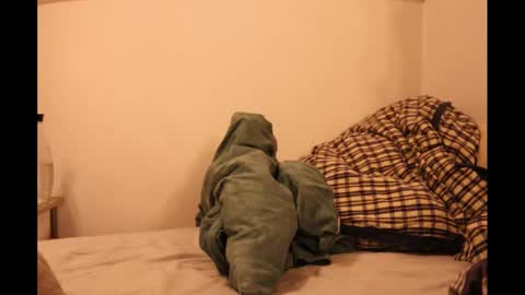 Snapshot of coupleforyou23 chatting on January 15, 2025, 5:40 am coupleforyou23 online show from January 15, 2025, 5:40 am