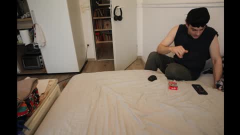 Snapshot of coupleforyou23 chatting on February 9, 2025, 9:37 am coupleforyou23 online show from February 9, 2025, 9:37 am