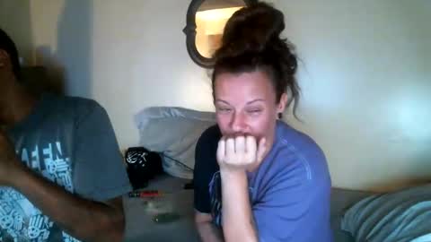 Snapshot of coupleohio419 chatting on October 27, 2025, 3:54 am coupleohio419 online show from October 27, 2025, 3:54 am