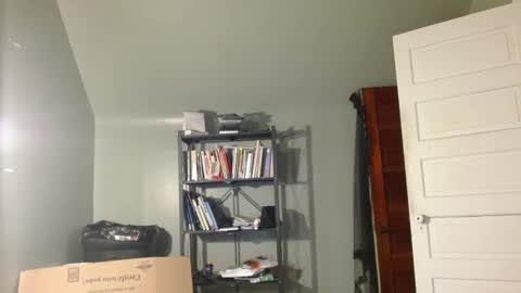 Courtney online show from October 13, 2025, 5:57 pm