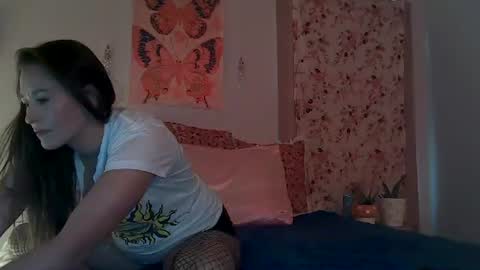 Snapshot of courtscutekitty chatting on July 11, 2026, 3:26 pm courtscutekitty online show from July 11, 2026, 3:26 pm