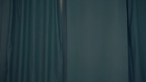 Yui online show from March 5, 2025, 10:44 am