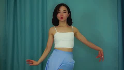 Yui online show from March 11, 2025, 10:51 am