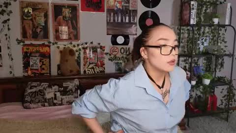 Yuna online show from November 14, 2025, 8:07 pm