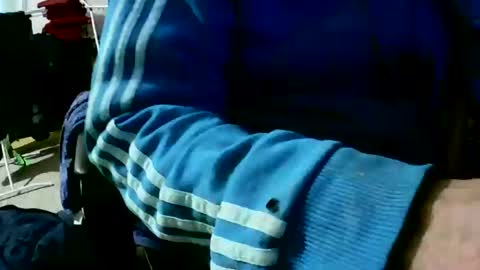 Snapshot of coyote017 chatting on February 15, 2025, 10:22 am coyote017 online show from February 15, 2025, 10:22 am