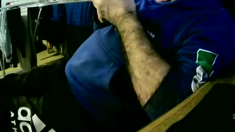 Snapshot of coyote017 chatting on February 18, 2025, 11:11 am coyote017 online show from February 18, 2025, 11:11 am