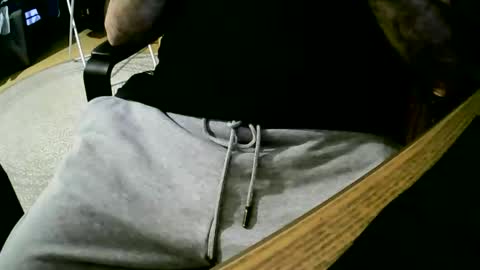 Snapshot of coyote017 chatting on February 23, 2025, 10:28 am coyote017 online show from February 23, 2025, 10:28 am