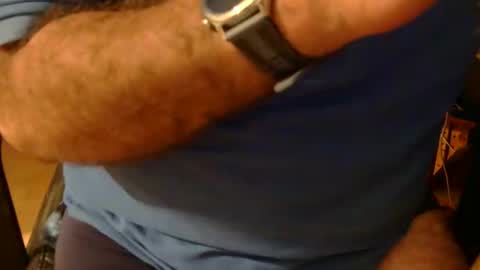 Snapshot of coyote017 chatting on May 20, 2026, 5:19 pm coyote017 online show from May 20, 2026, 5:19 pm