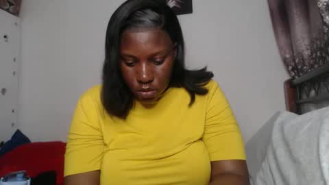 Snapshot of cozy_dion chatting on October 18, 2025, 4:52 pm Erykah online show from October 18, 2025, 4:52 pm