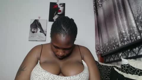 Snapshot of cozy_dion chatting on November 29, 2025, 10:24 pm Erykah online show from November 29, 2025, 10:24 pm