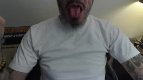 Snapshot of cpl_inlove chatting on January 5, 2025, 6:02 pm cpl_inlove online show from January 5, 2025, 6:02 pm