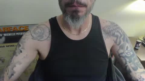 Snapshot of cpl_inlove chatting on January 8, 2025, 12:17 am cpl_inlove online show from January 8, 2025, 12:17 am