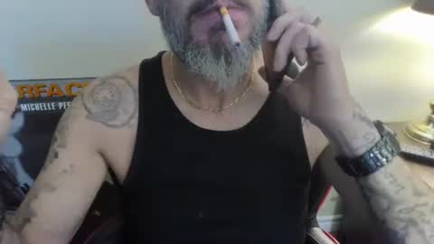 Snapshot of cpl_inlove chatting on October 16, 2025, 4:19 pm cpl_inlove online show from October 16, 2025, 4:19 pm