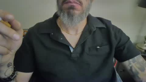 Snapshot of cpl_inlove chatting on October 24, 2025, 10:11 am cpl_inlove online show from October 24, 2025, 10:11 am