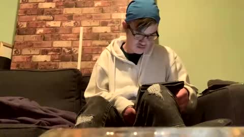 Cre8 craigy1605 TikTok craig..gray online show from March 2, 2025, 5:58 pm