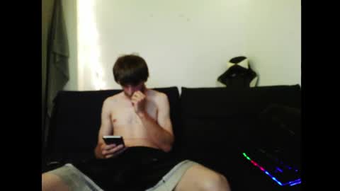 Snapshot of crankin_mahawg chatting on May 20, 2026, 3:13 am crankin_mahawg online show from May 20, 2026, 3:13 am