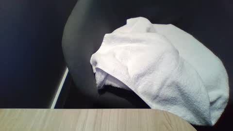 crave_me_ online show from November 26, 2025, 1:06 am