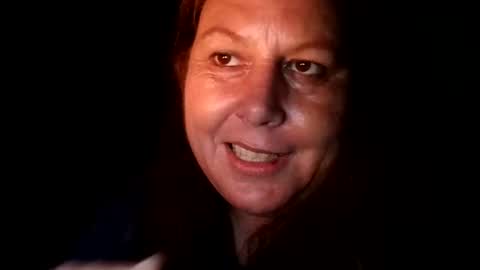 Snapshot of crazy7red chatting on October 8, 2025, 4:32 am Crazy7red online show from October 8, 2025, 4:32 am