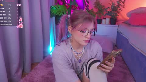 Sonya online show from December 4, 2024, 1:14 am